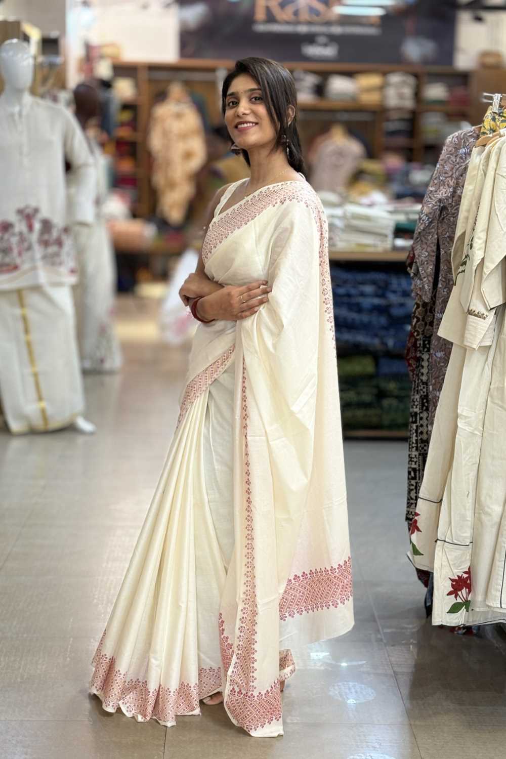 Kerala Saree with Flower Print