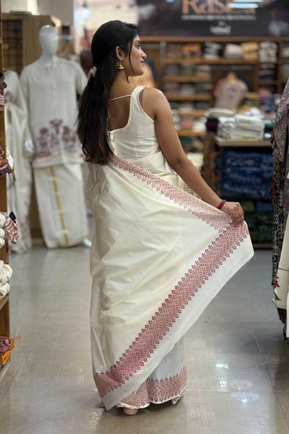 Kerala Saree with Flower Print