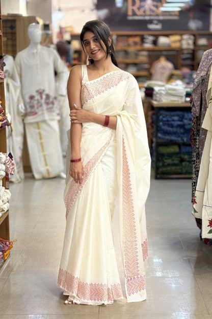 Kerala Saree with Flower Print