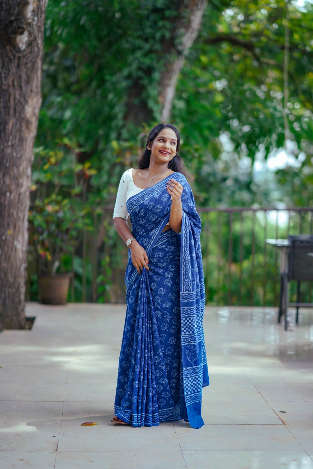 Indigo Base Single Printed Saree