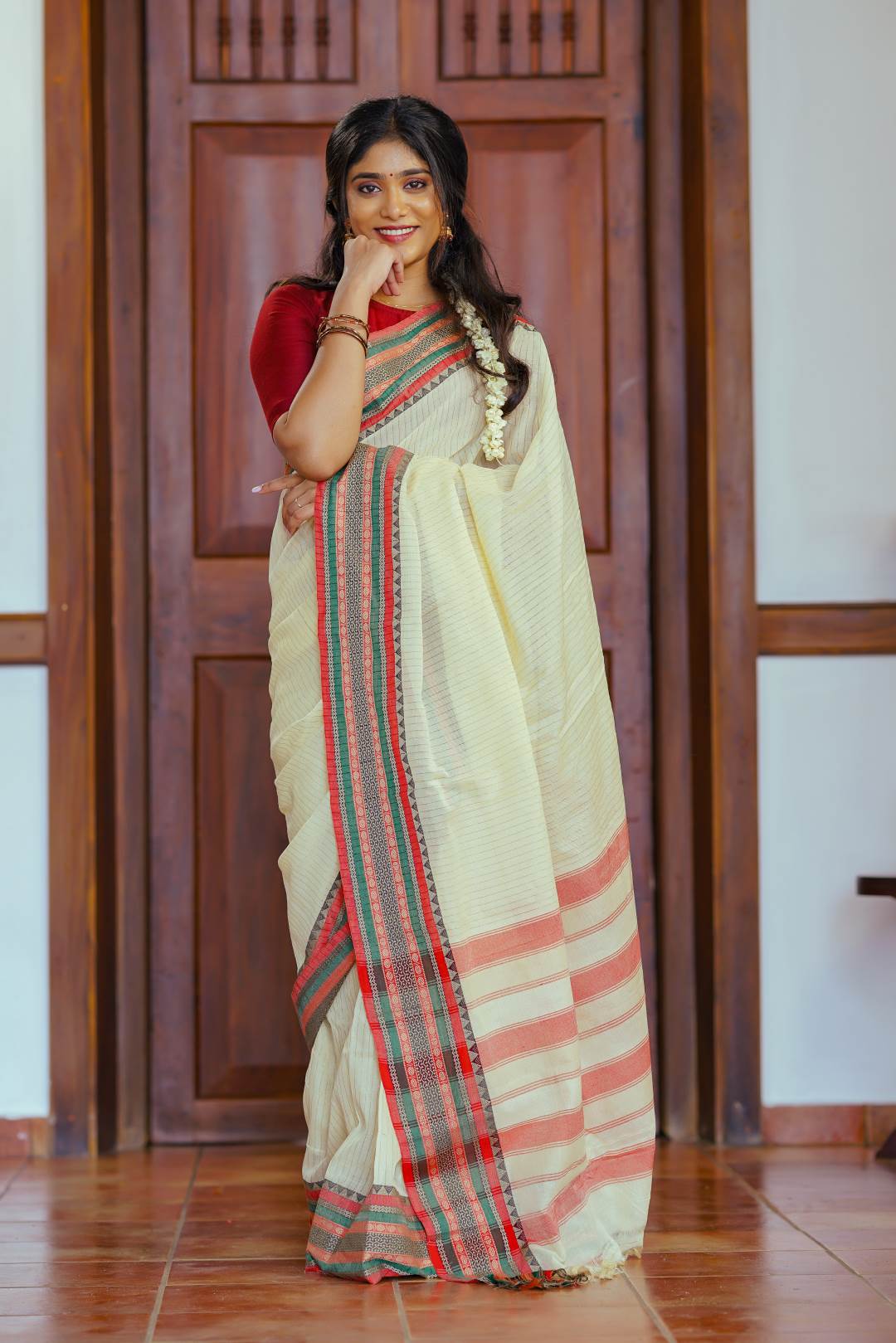 Ivory Narayanpet Stripped Saree