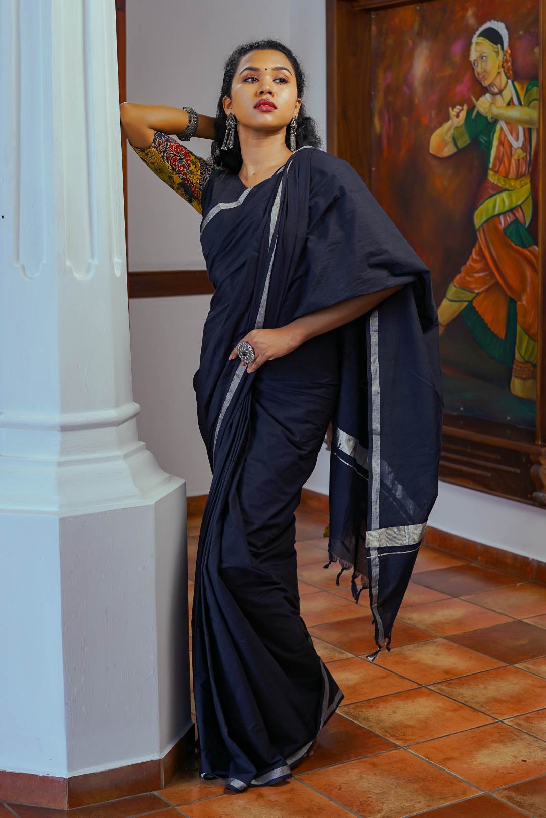 Black Handloom Saree with 2 Inch Silver Border