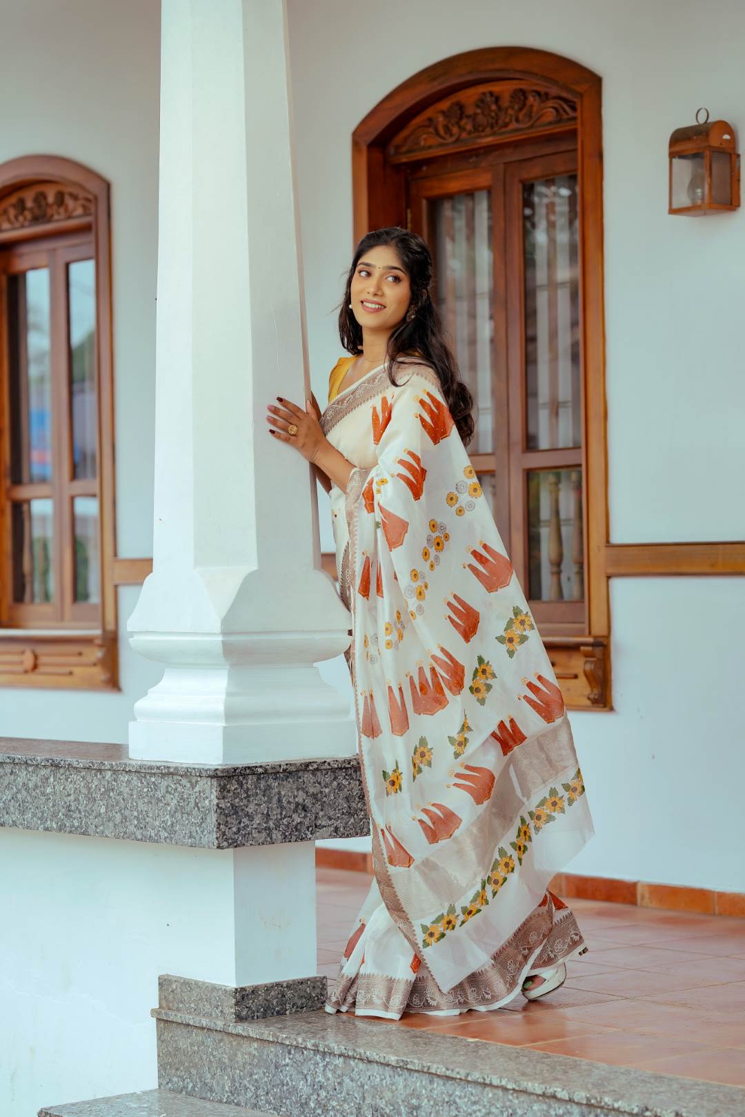 Offwthite Saree with Thrikkarappan & Flower Block Print