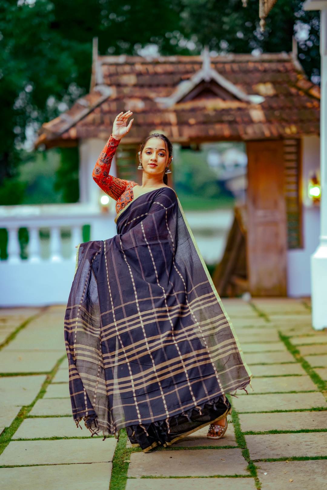 Black Narayanpett Butterfly Print Saree