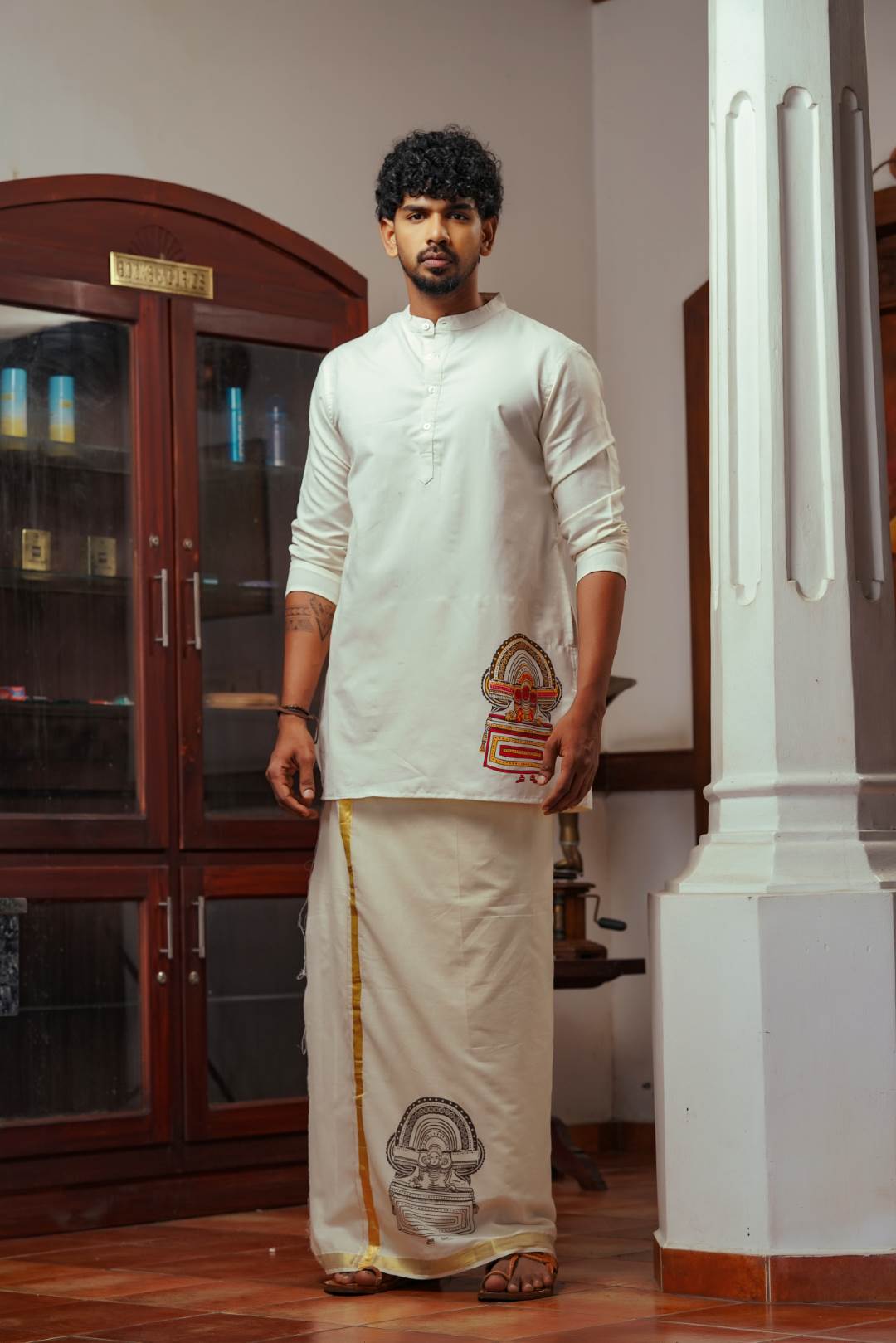 Offwhite Dhothi Theyyam Print 1 Inch Gloden Border