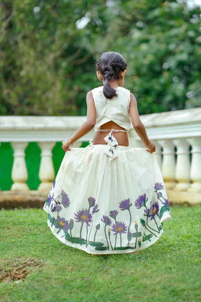 Offwhite Pleated Skirt & Puffsle Top Lilly Print Set