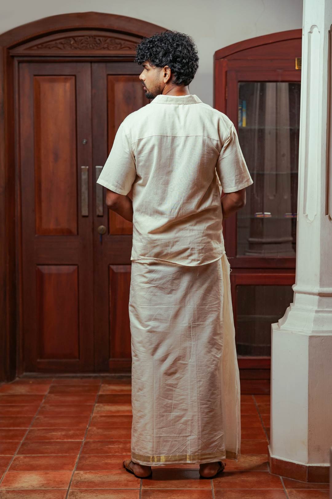 Offwhite Half Sleeve Shirt with Kerala Theme Print