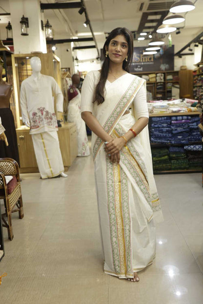 Border Floral Print Set Mundu