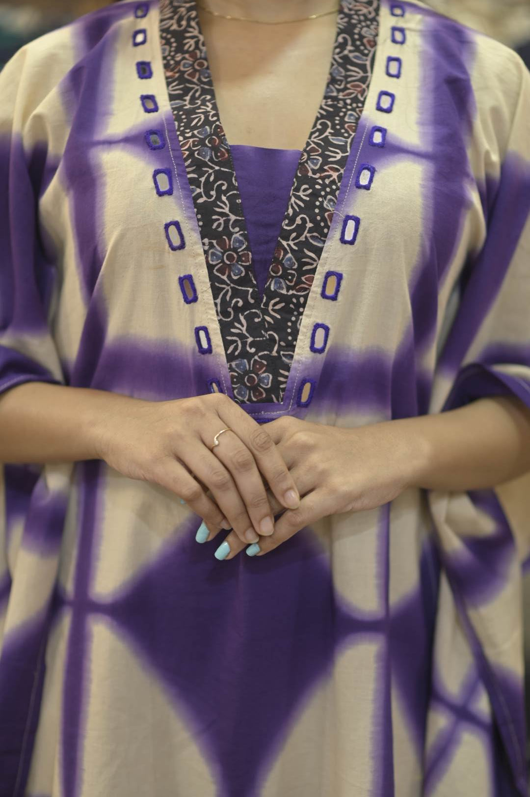 Beige Purple Diamond Pattern & Mirror work Neck Kaftan