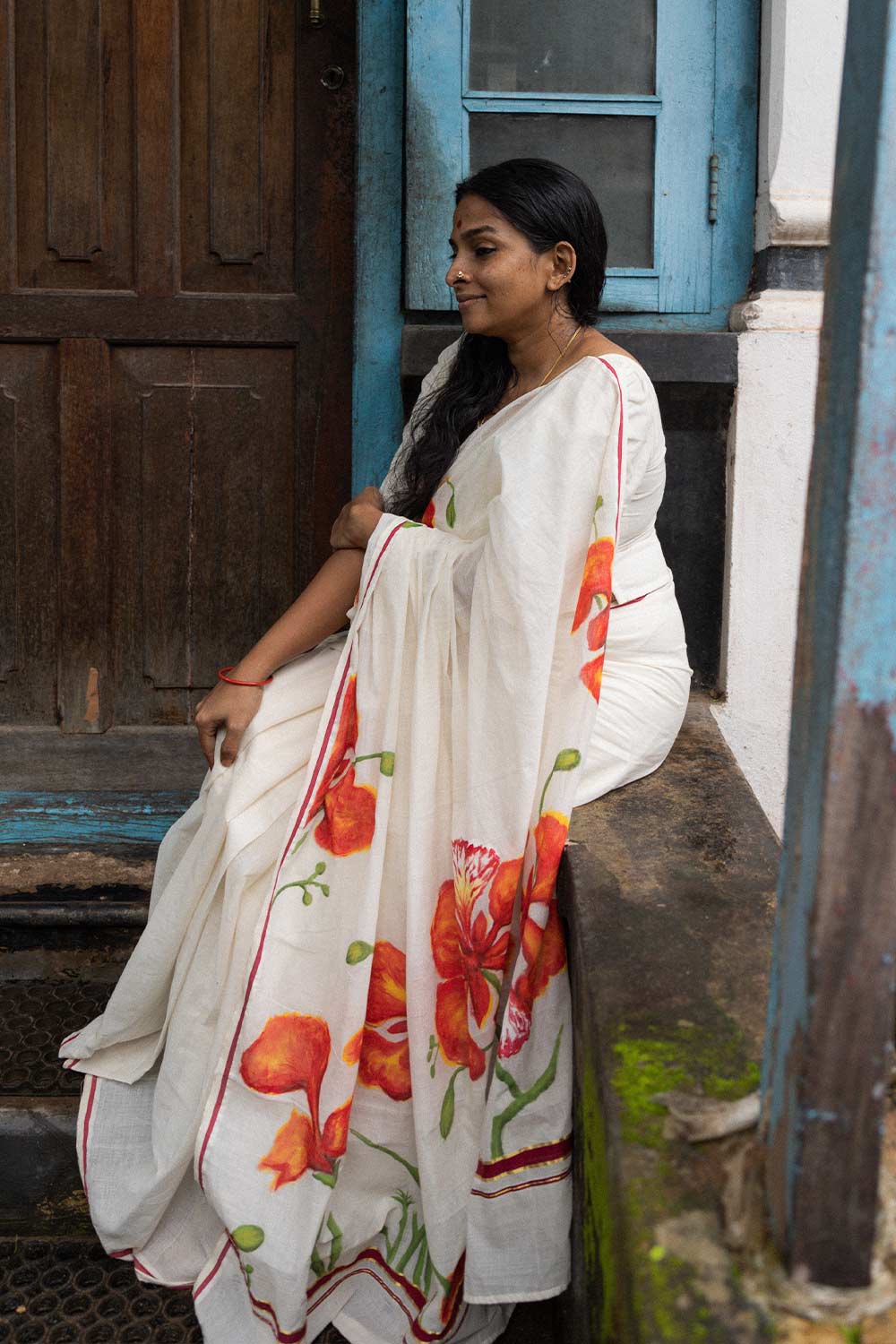 Offwhite Saree Gulmohan Handpainted In Pulliyilakkara Saree