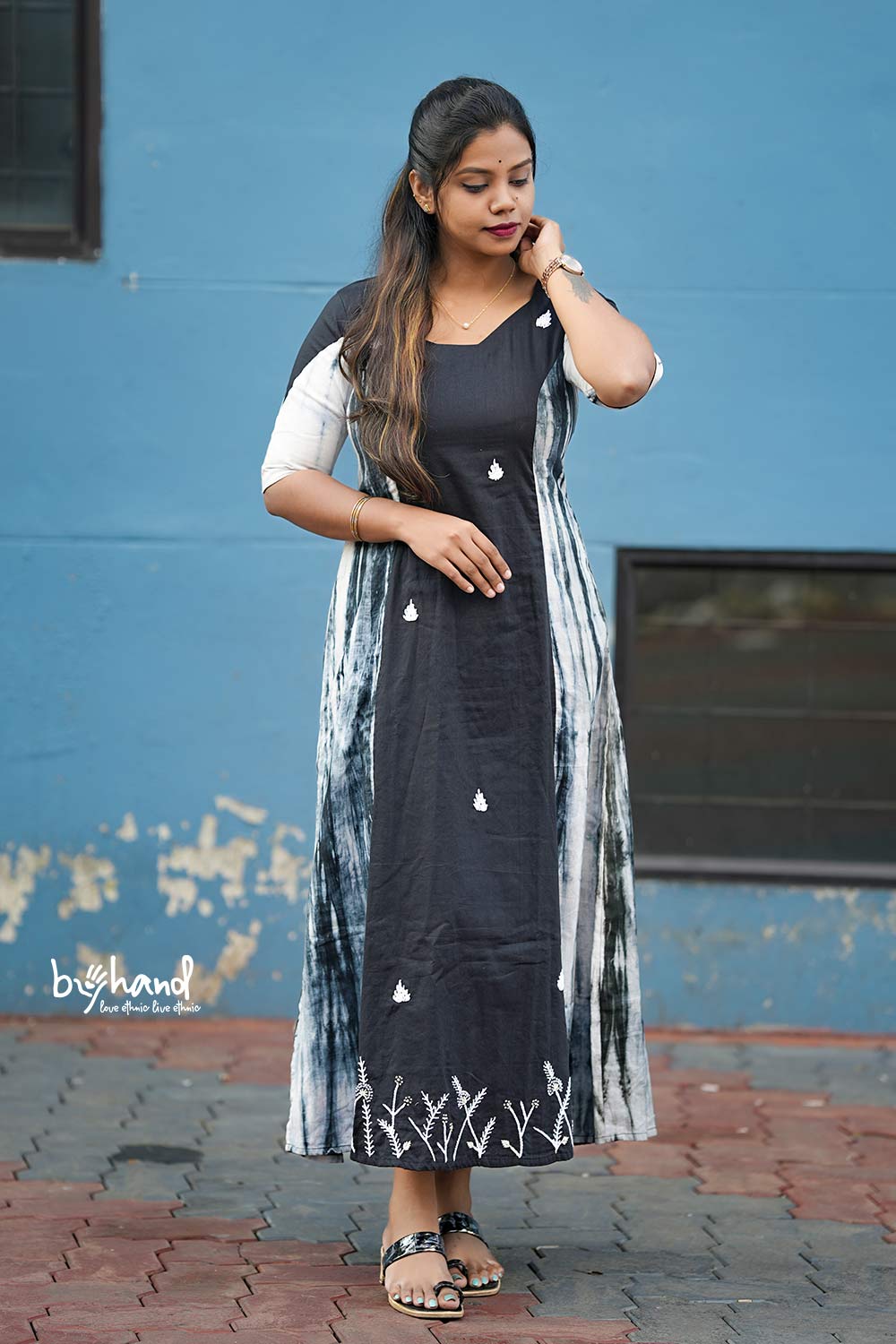 Black Aline Kurthi With Embroidery