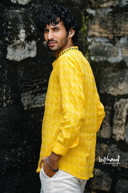 Men's Short Kurta With Diya Embroidery