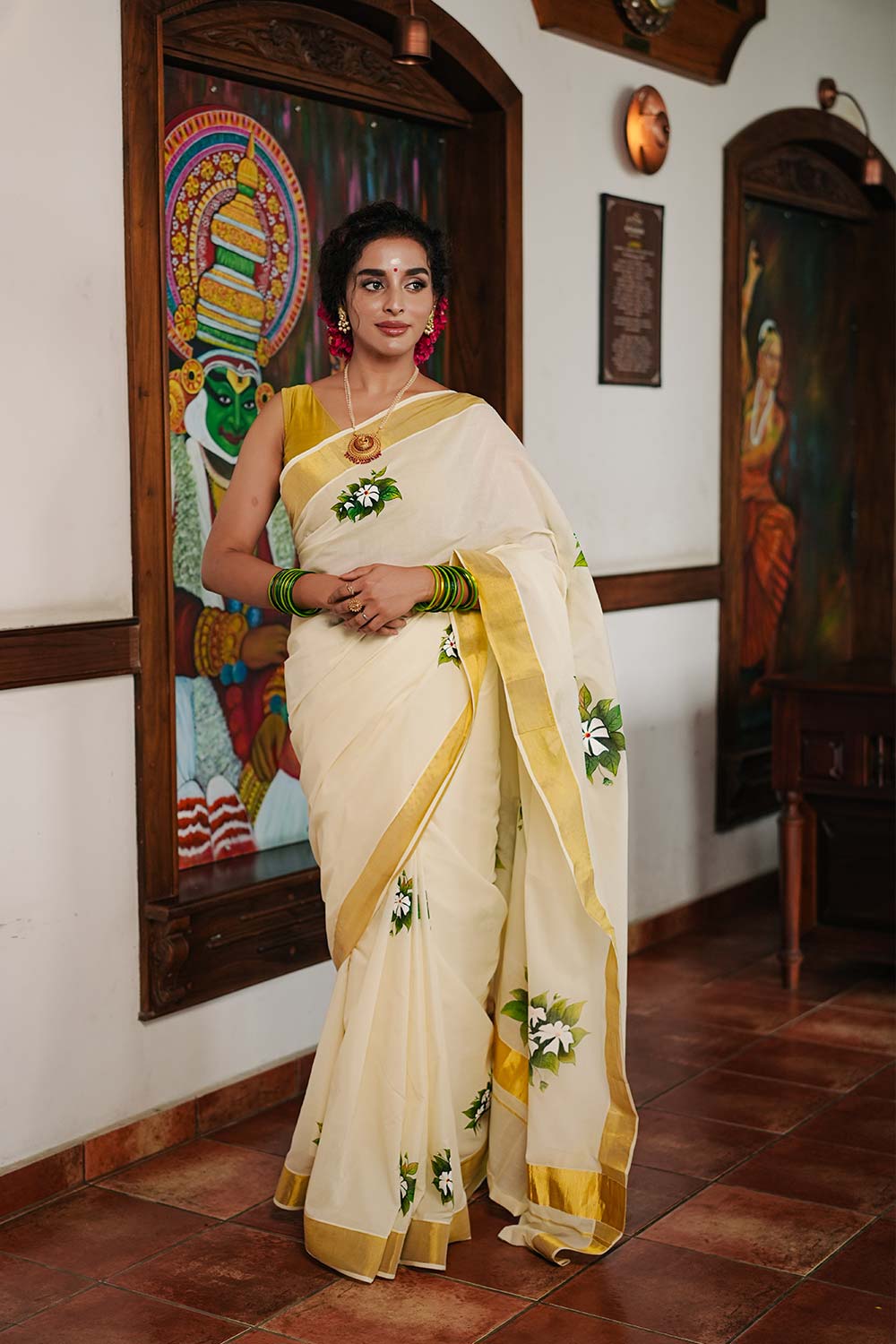 Offwhite Kerala Saree With Hanpainted Chembakam Poov