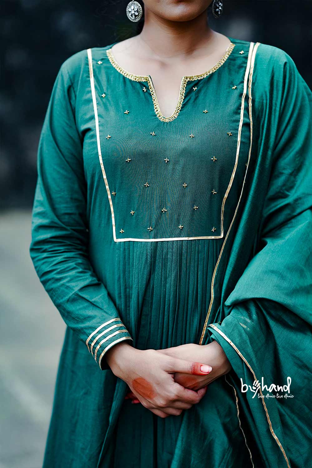 Mul Green Suit Set With Embroidery Neck