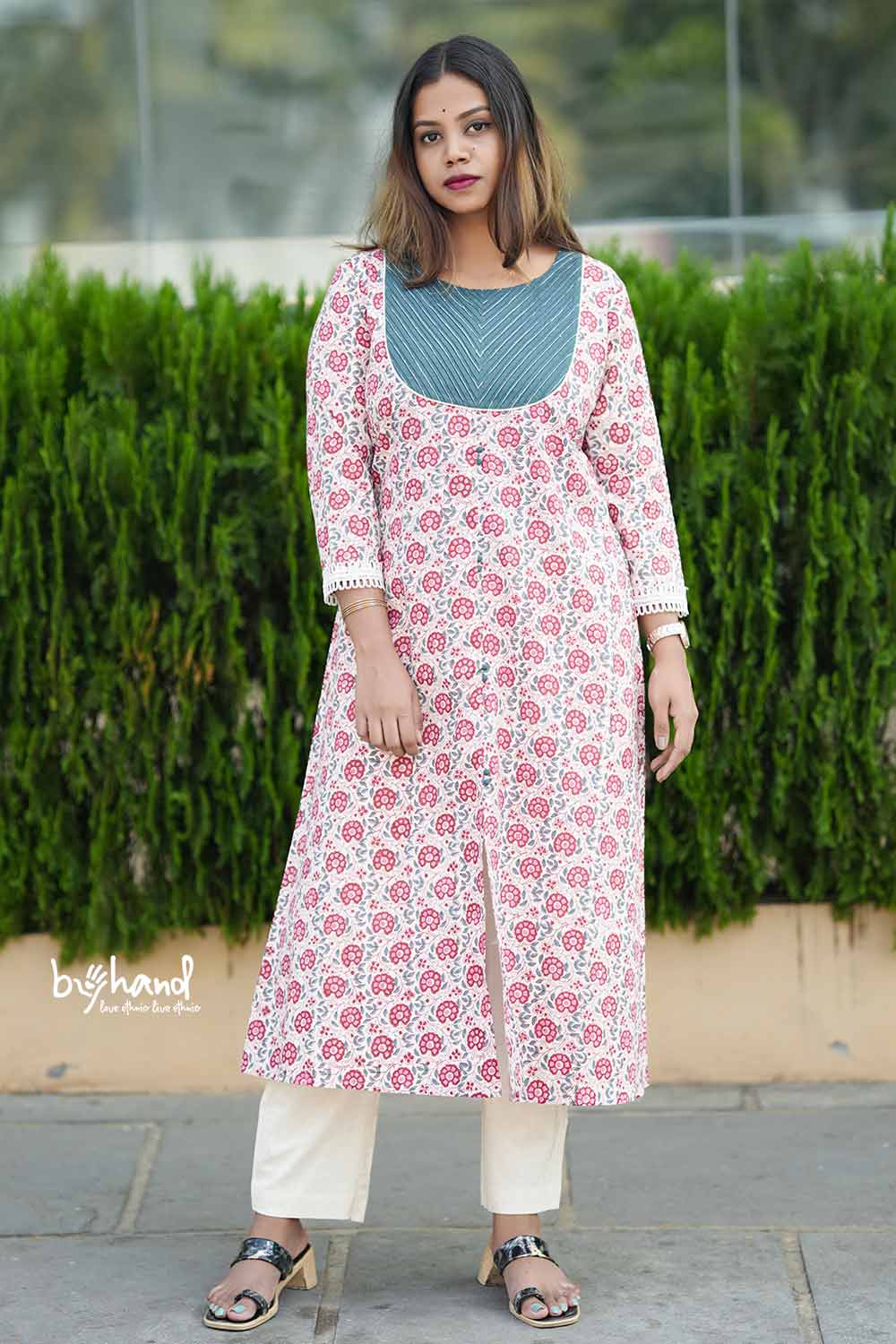 Center Slitted Aline Kurthi