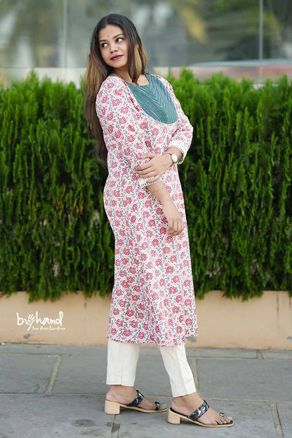 Center Slitted Aline Kurthi