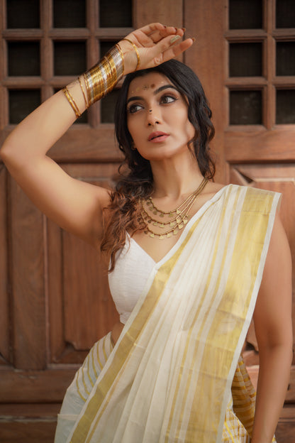 Kerala Handloom Kasavu Saree