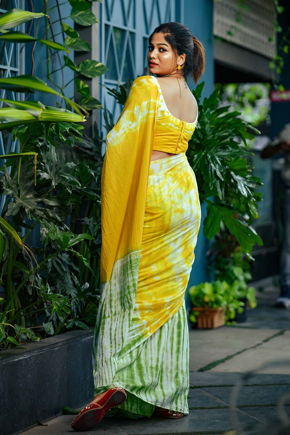 Shibori Tie & Dyed Mul mul cotton saree in yellow and green shades