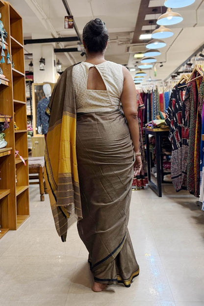 Olive Green Smallgomi Border Narayanpet Saree