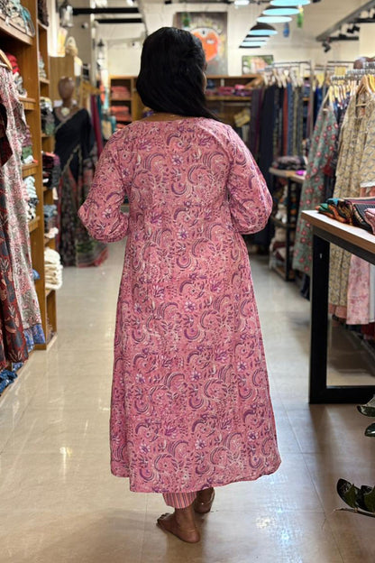 Pink & Purple Saganeri Kurti