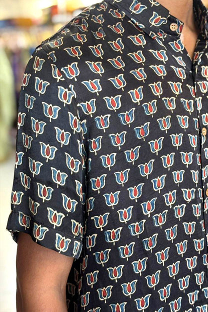 Black Base Lotus Print Shirt