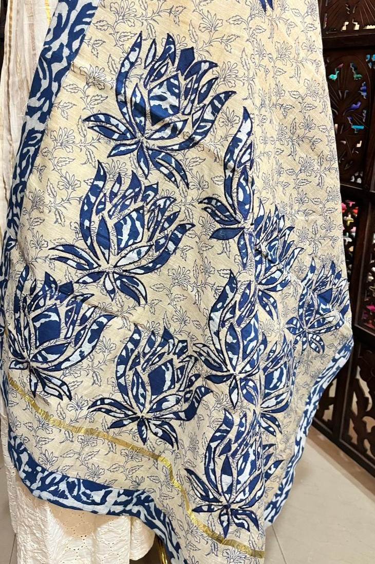 Beige & Red Kalamkari Dupatta