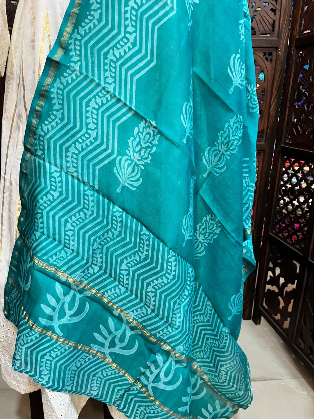 Indigo Floral Block & Zig Zag Chanderi Dupatta