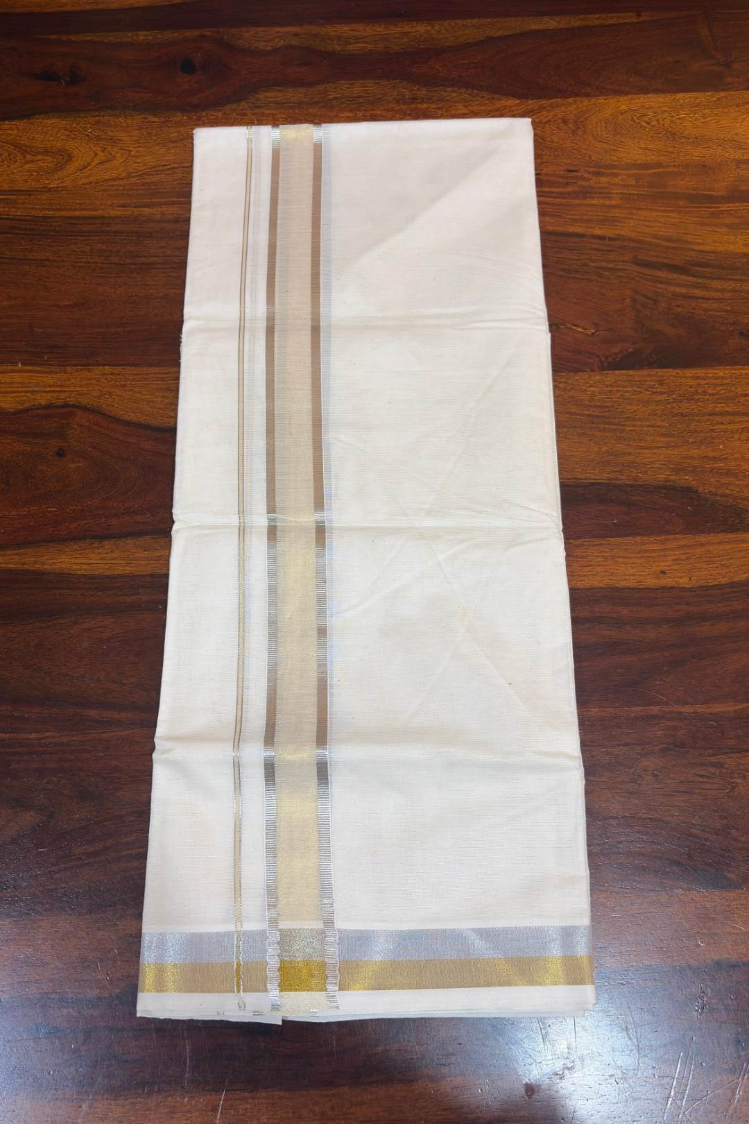 Offwhite Dothi Thick Gloden Border