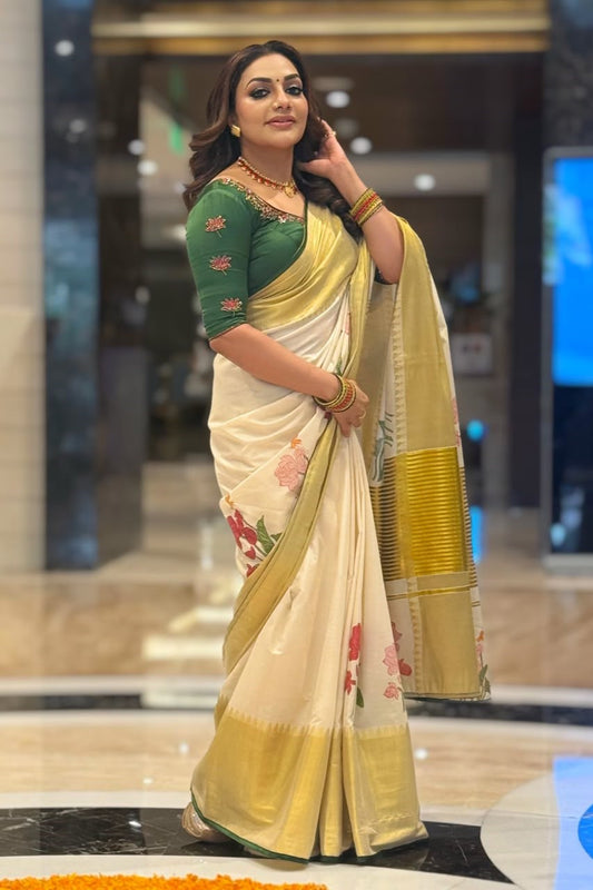 Bee Red Lotus Printed Saree