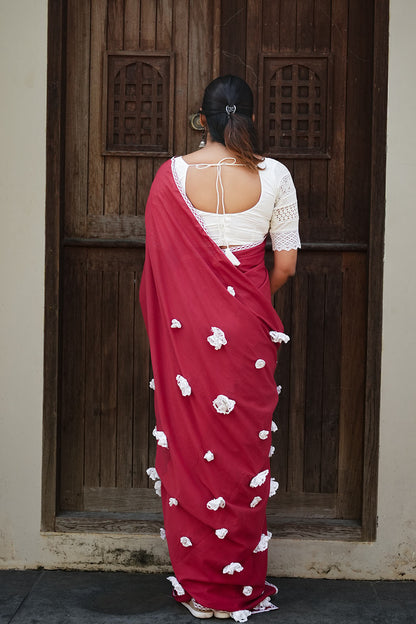 Red Mul Cotton Saree With Crochet Lace detailing