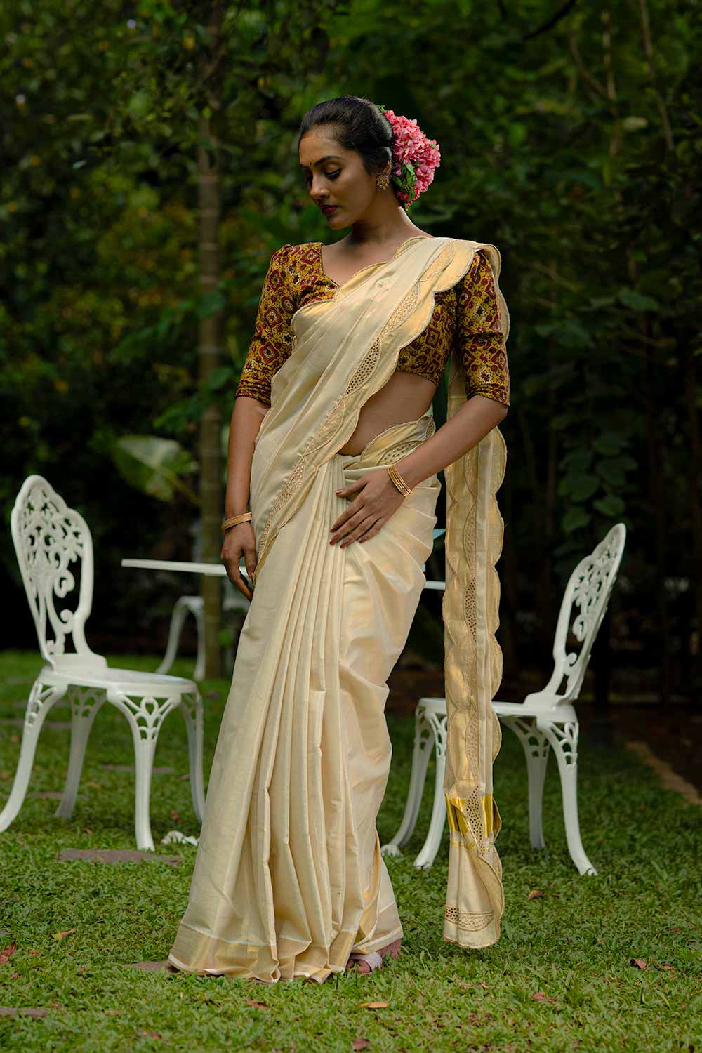 Kerala Tissue Saree with Scallops