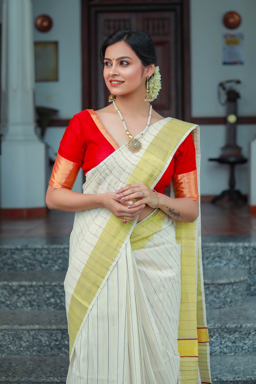 Balaramapuram Handloom Kasavu Saree with Stripes