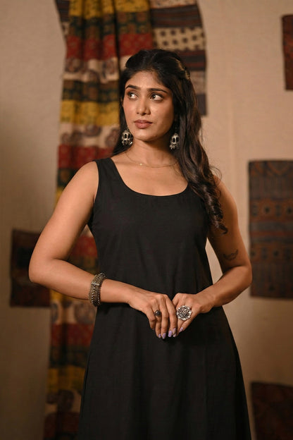 Black A Line Sleeveless Kurti