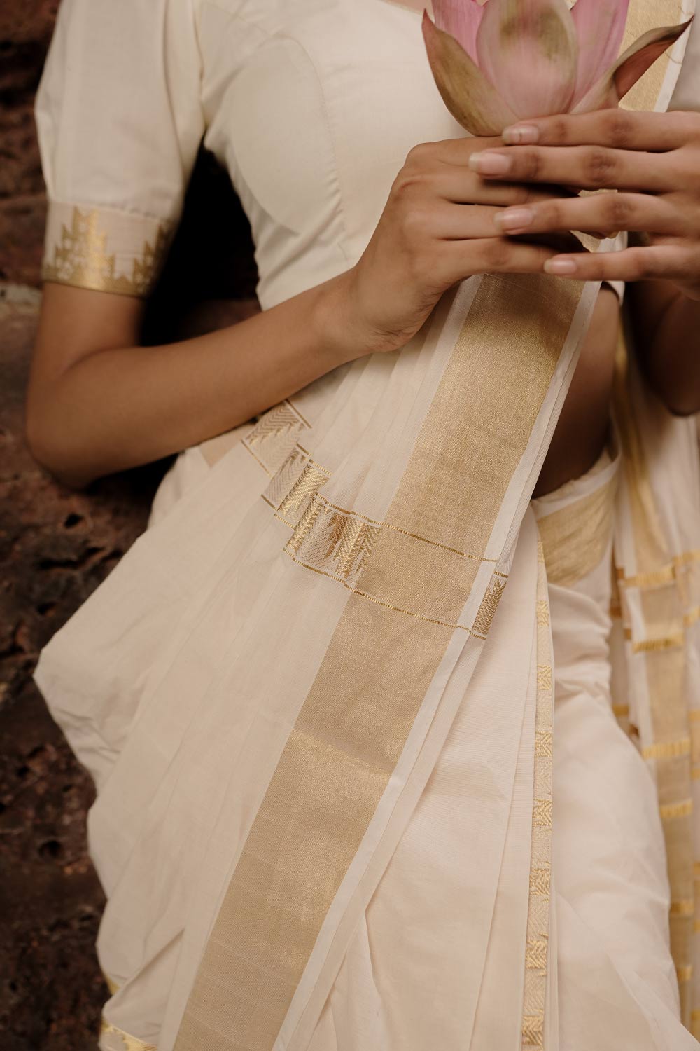 Offwhite Temple Border Handloom Saree