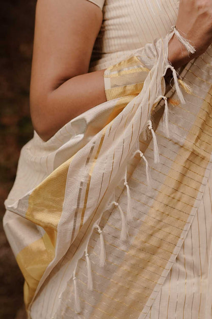 Kasavu Saree Gold & Sliver Lines