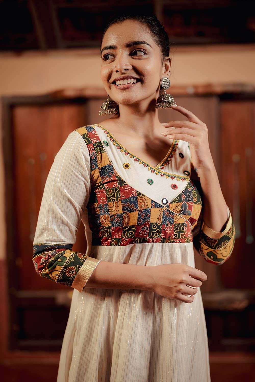 Offwhite Anarkali Multipatch Yoke With Emblished Neck