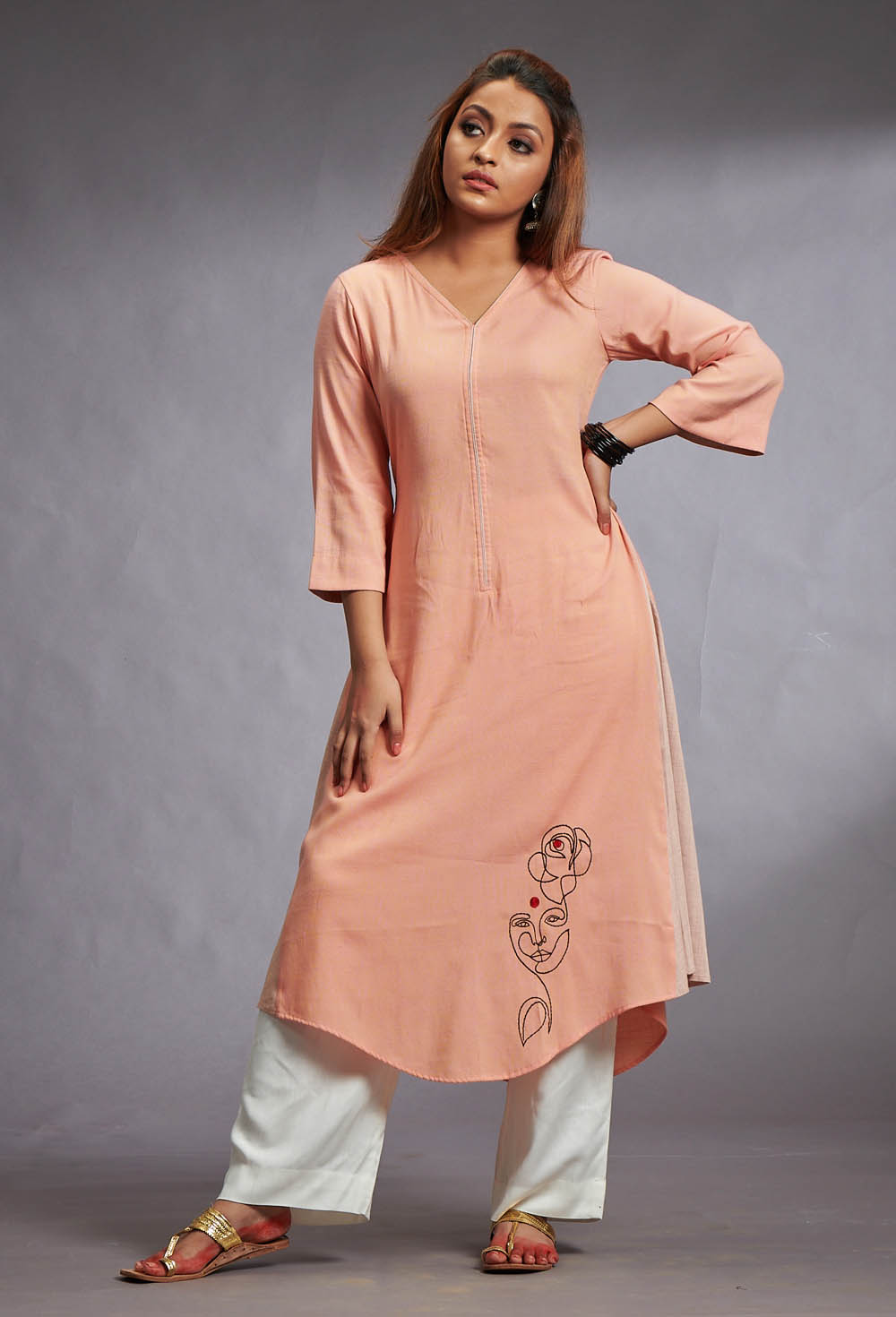Shop Women's Kurtas Online in India | Latest Ethnic Fashion