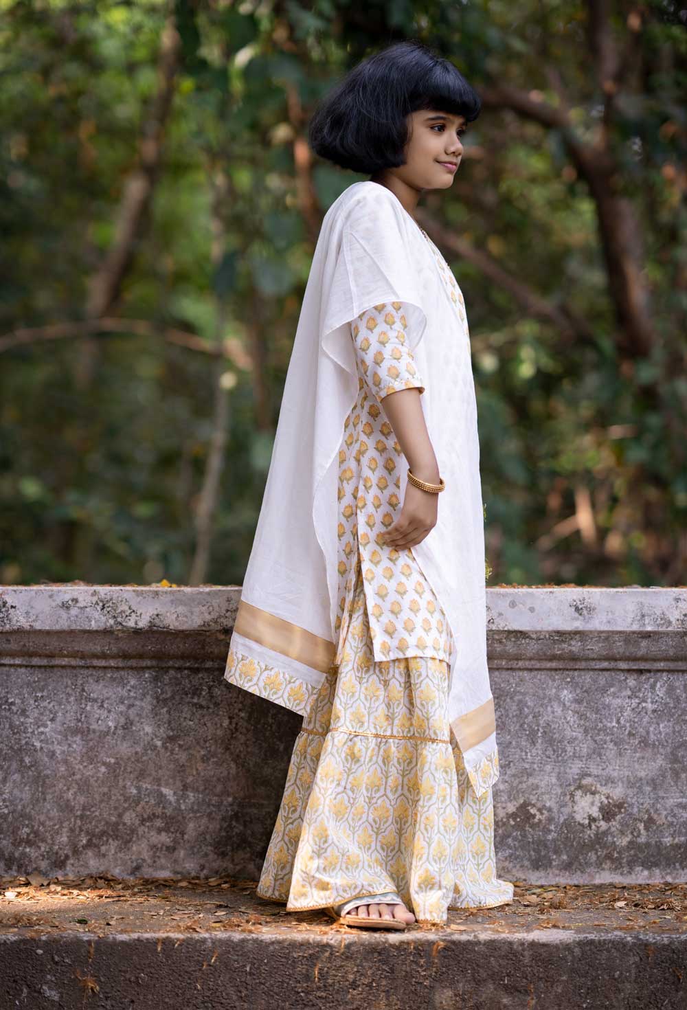 Off White Gorgeous Heavy Designer Jacket Style Pants Suit - Indian Heavy  Anarkali Lehenga Gowns Sharara Sarees Pakistani Dresses in  USA/UK/Canada/UAE - IndiaBoulevard