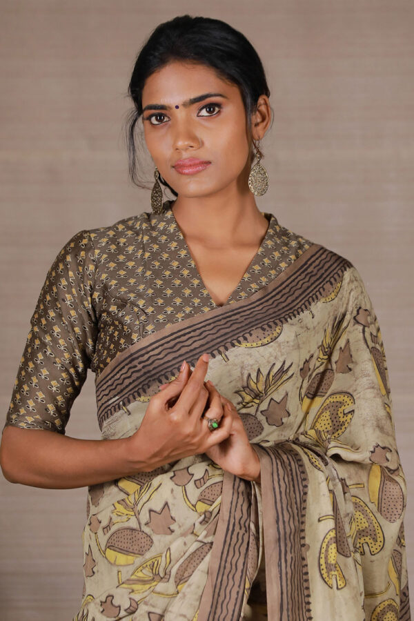 Stylish Wedding Cotton silk saree