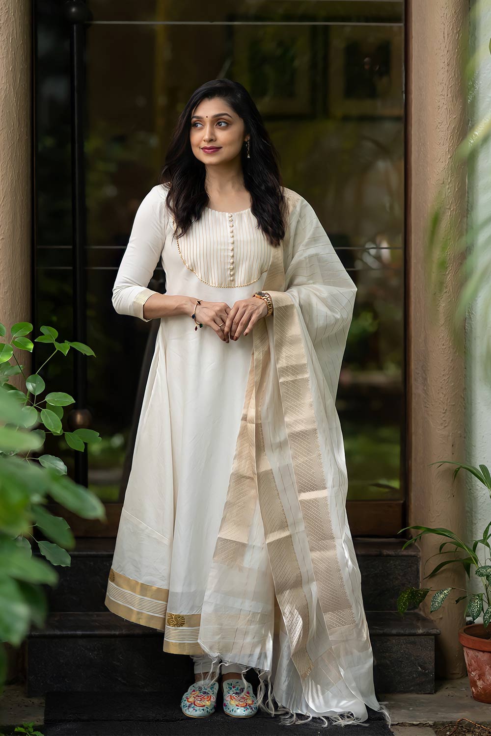 Embroidered Party Wear Kurti In Off White – Mindhal