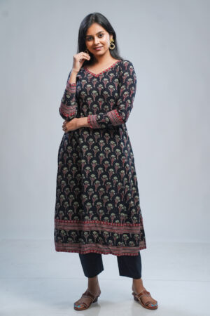Buy Purple Ajrakh-printed Silk Cotton Kurta with Pockets Online at  Jaypore.com | Silk kurti designs, Kurti designs party wear, Kurti designs